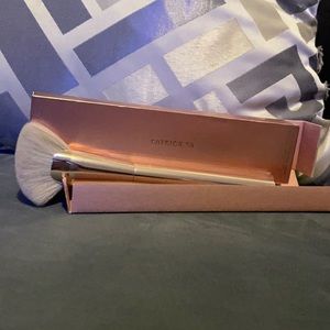 Patrick Ta Contour Brush